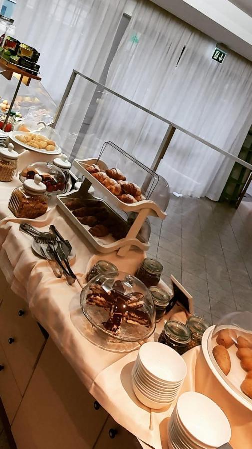 Hotel Franca Misano Adriatico Eksteriør bilde