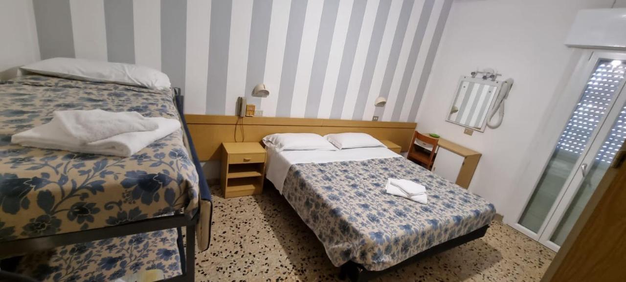 Hotel Franca Misano Adriatico Eksteriør bilde