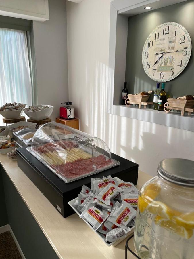 Hotel Franca Misano Adriatico Eksteriør bilde