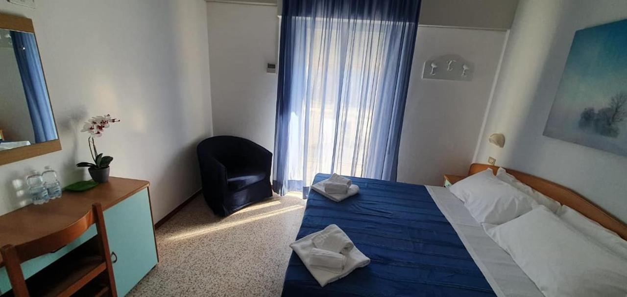 Hotel Franca Misano Adriatico Eksteriør bilde