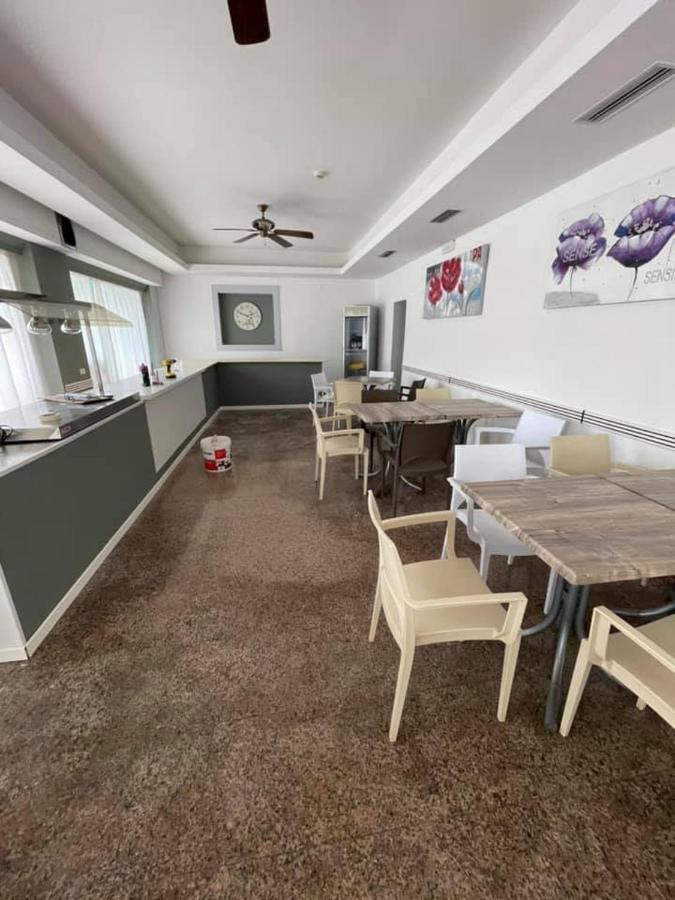 Hotel Franca Misano Adriatico Eksteriør bilde