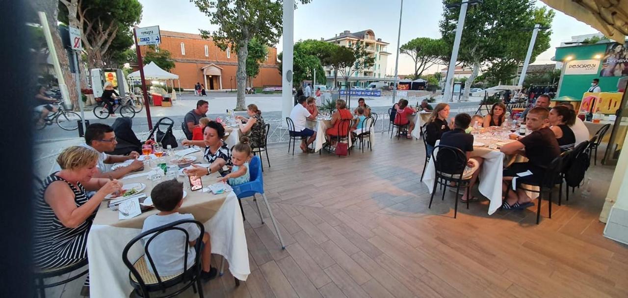 Hotel Franca Misano Adriatico Eksteriør bilde