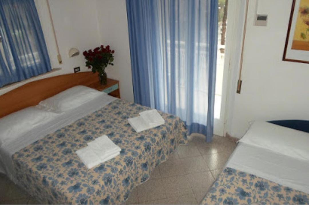 Hotel Franca Misano Adriatico Eksteriør bilde